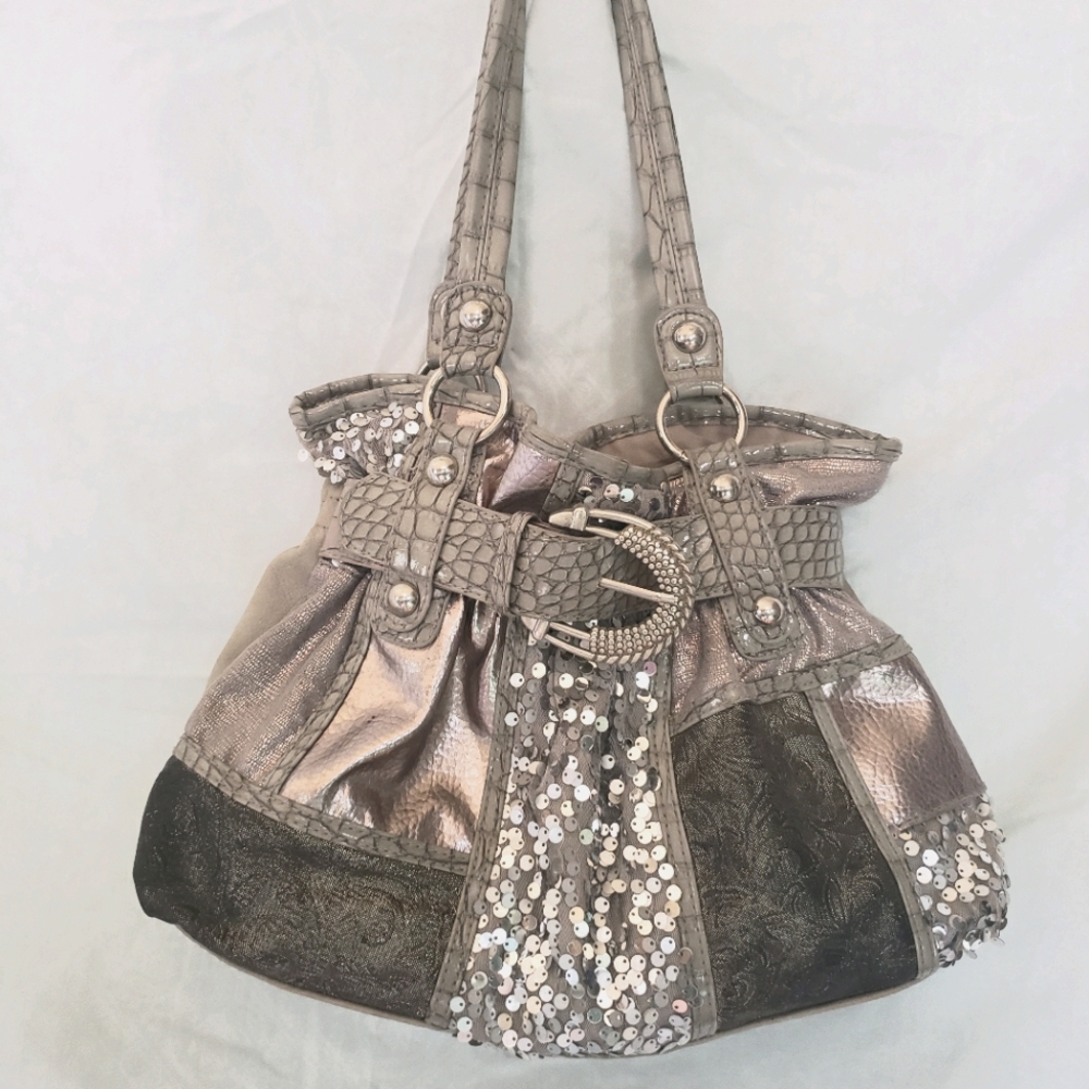 Shoulder bag